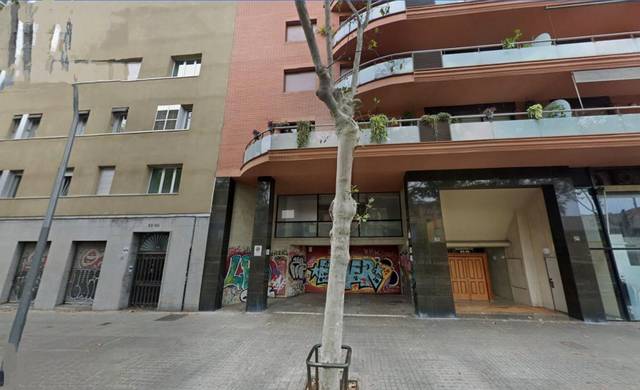 Local comercial en Venta en Sardenya en La Vila Olímpica del Poblenou