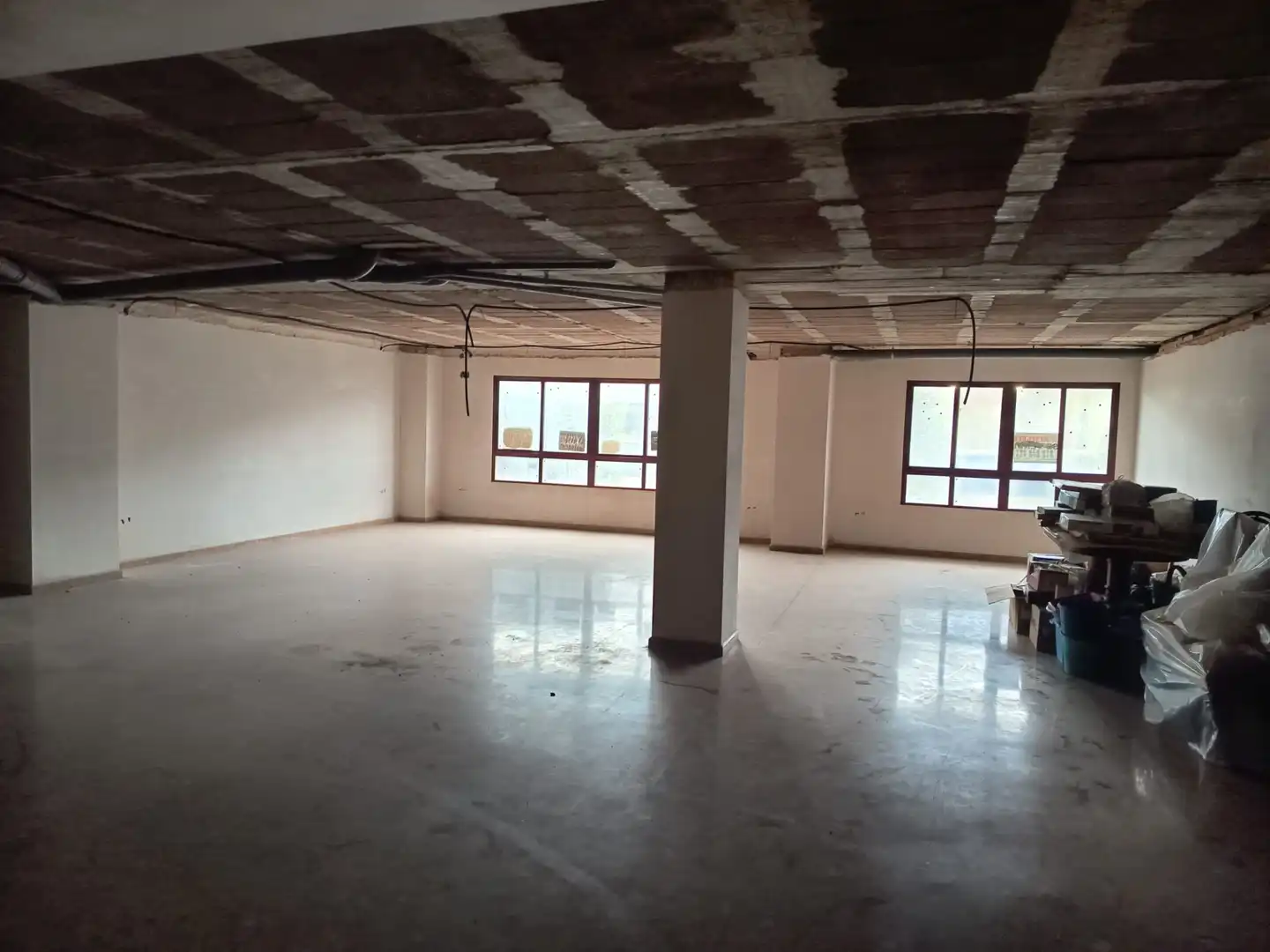 Local comercial en venda a Piscinas, imagen 3