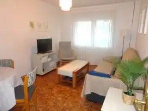 Wohnzimmer von Wohnung zur Miete in Gijón  mit Parkett, Möbliert und Waschmaschine