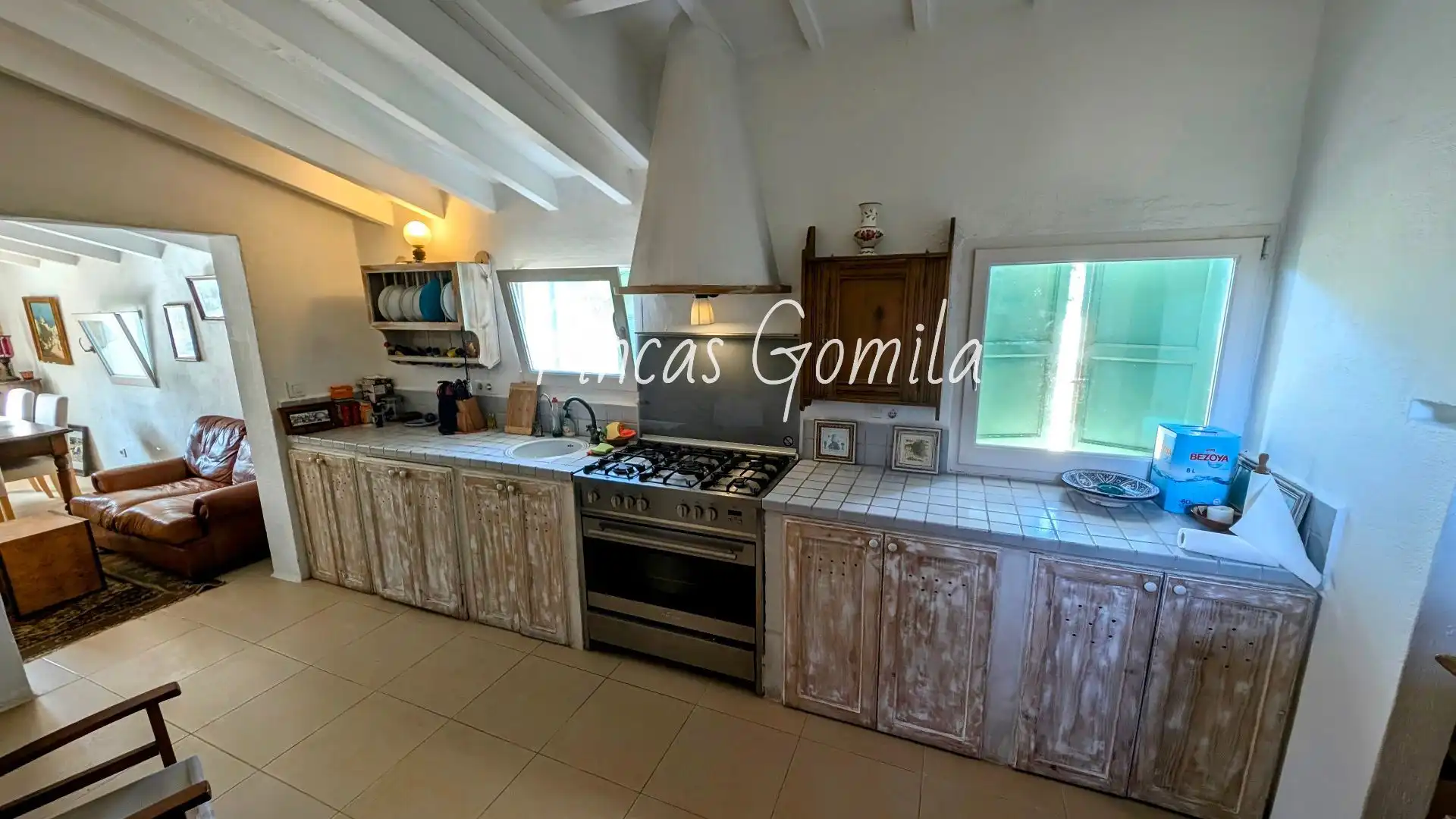 Cocina de Finca rústica en venta en Sant Lluís con Jardín privado