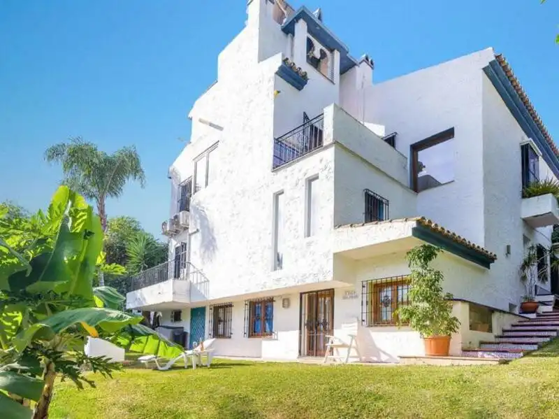Jardí de Casa o xalet de lloguer en Marbella amb Aire condicionat, Calefacció i Jardí privat