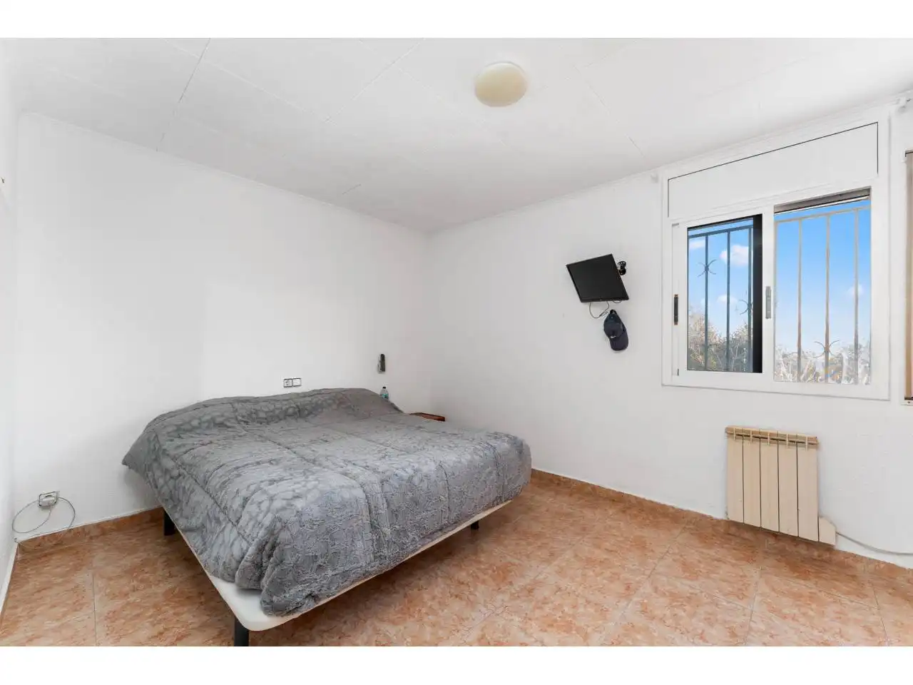 Dormitori de Casa o xalet en venda en Vilanova i la Geltrú amb Aire condicionat i Jardí privat