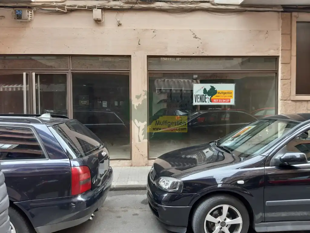 Locale commerciale in vendita a Centro, imagen 2