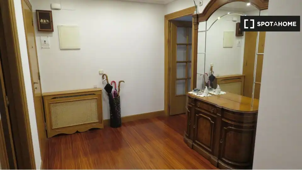 Room in Amara