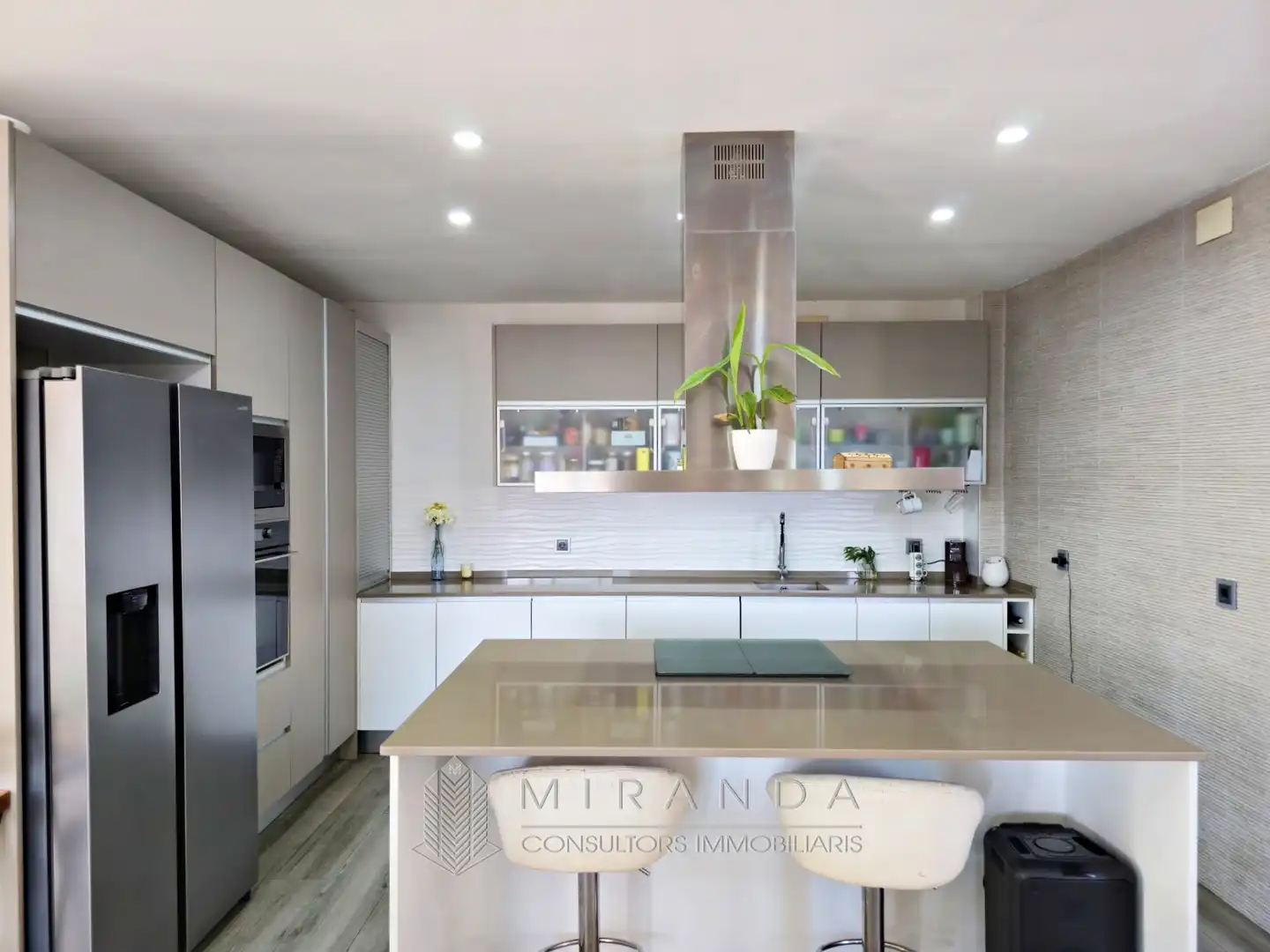 Villa avec terrasse à vendre à Carrer de Juli Garreta, imagen 8