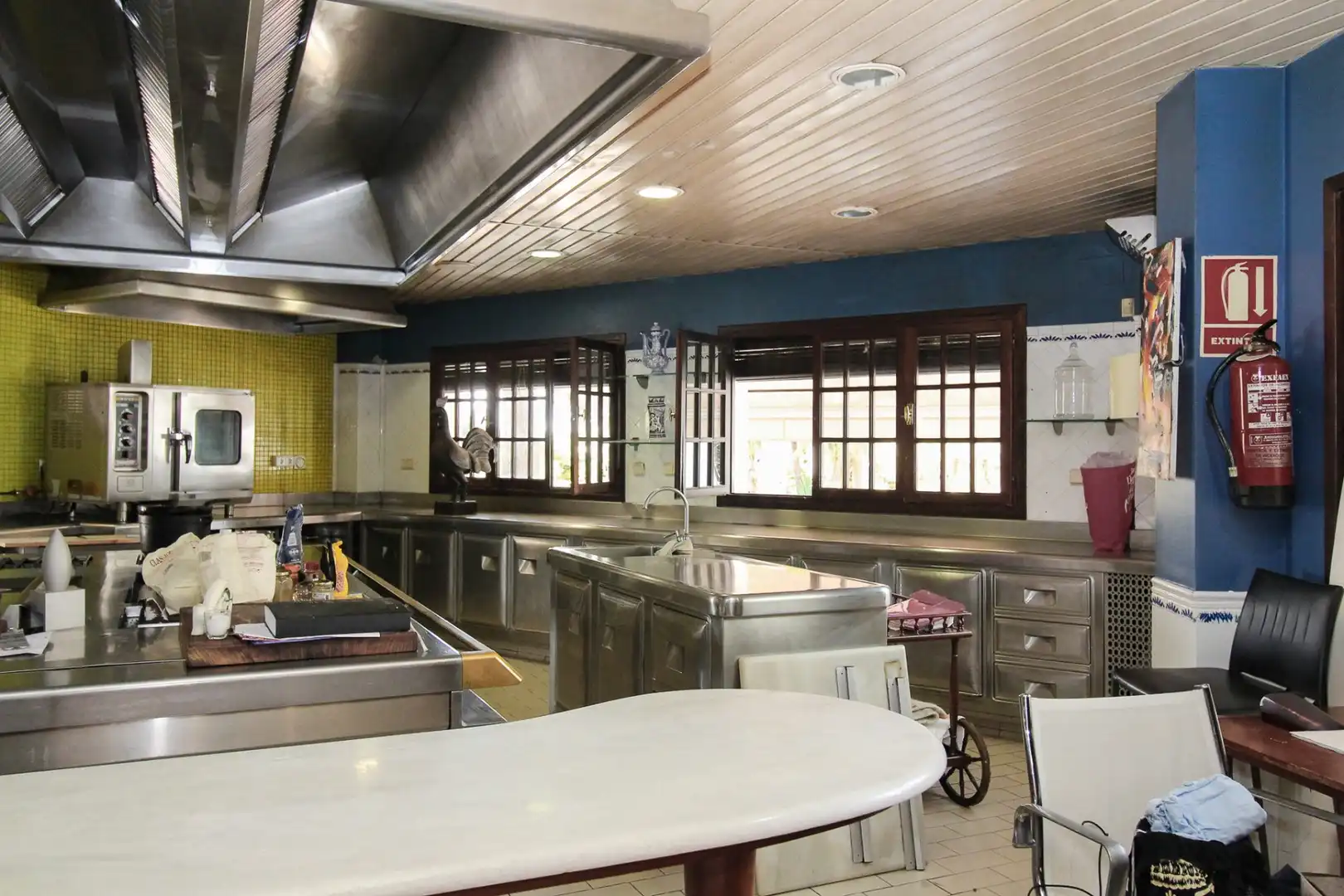 Cuina de Local en venda en Orihuela amb Aire condicionat