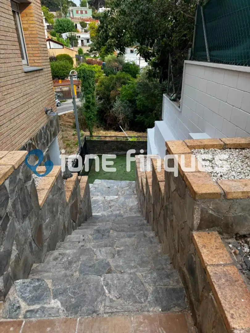 Terraza de Casa o chalet en venta en Rubí con Calefacción, Terraza y Piscina