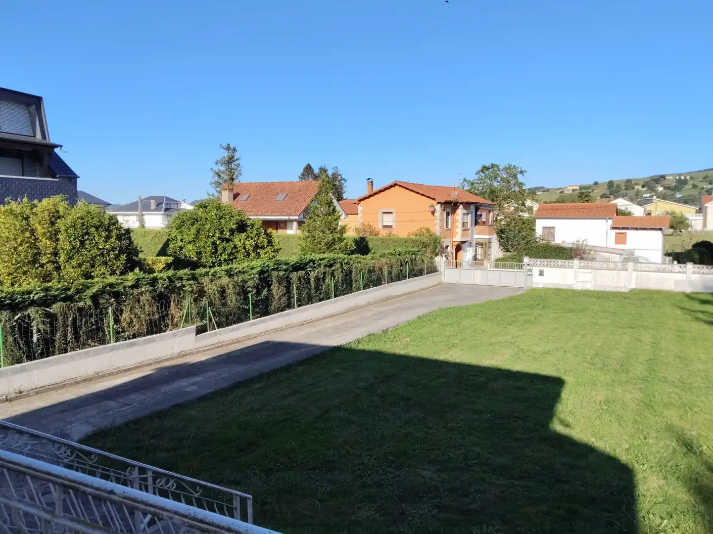 Jardín de Casa o chalet en venta en Torrelavega  con Calefacción, Jardín privado y Terraza