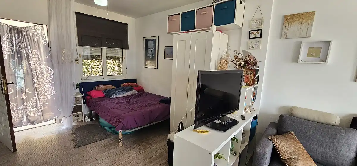 Bedroom of Study for sale in Torrevieja  with Furnished