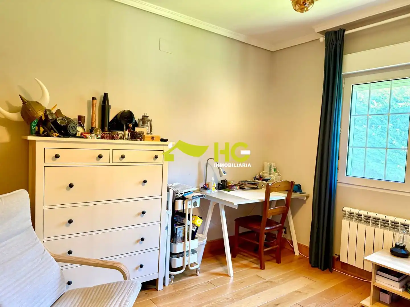 Habitación de Casa o chalet en venta en Villaviciosa de Odón con Aire acondicionado, Calefacción y Jardín privado