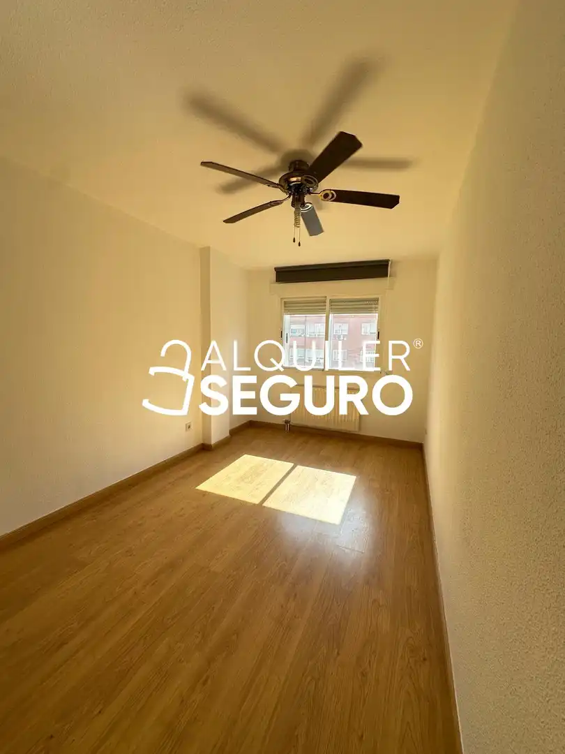Schlafzimmer von Wohnung zur Miete in Fuenlabrada mit Heizung