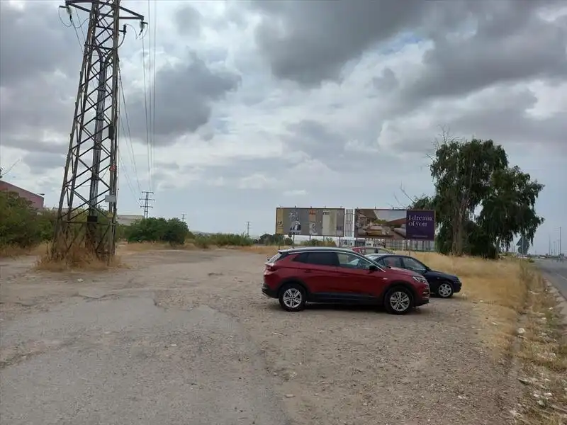 Terreny industrial en venda a SAN ALBERTO MAGNO, Vista Alegre - Parque Cruz Conde
