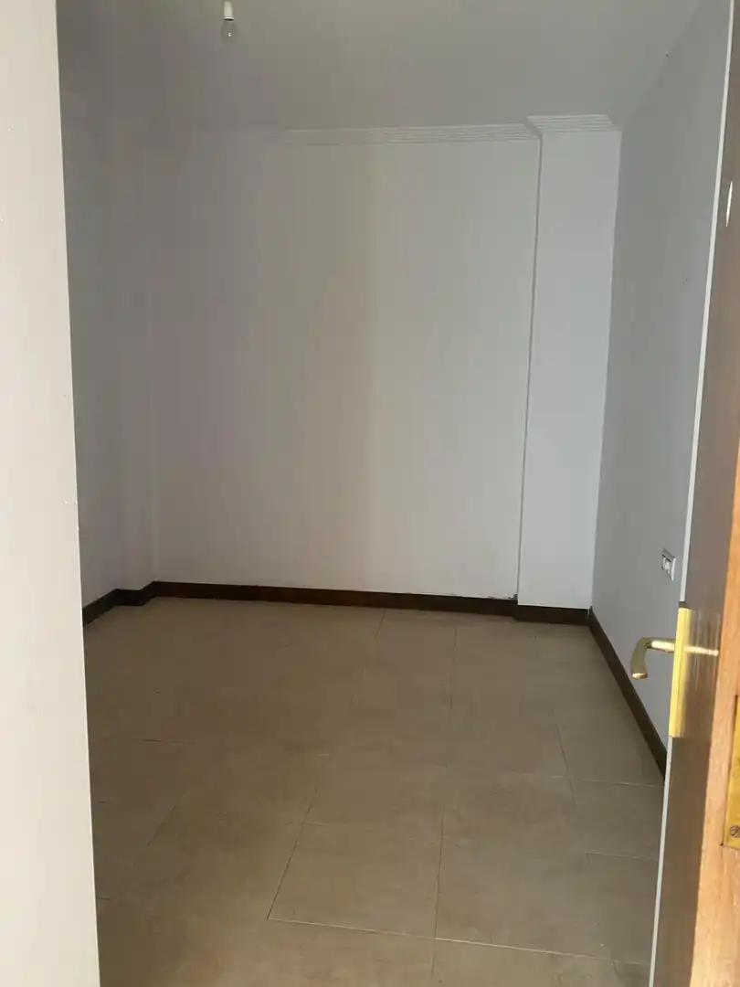 Casa adosada en venda en Coria del Río amb Jardí privat
