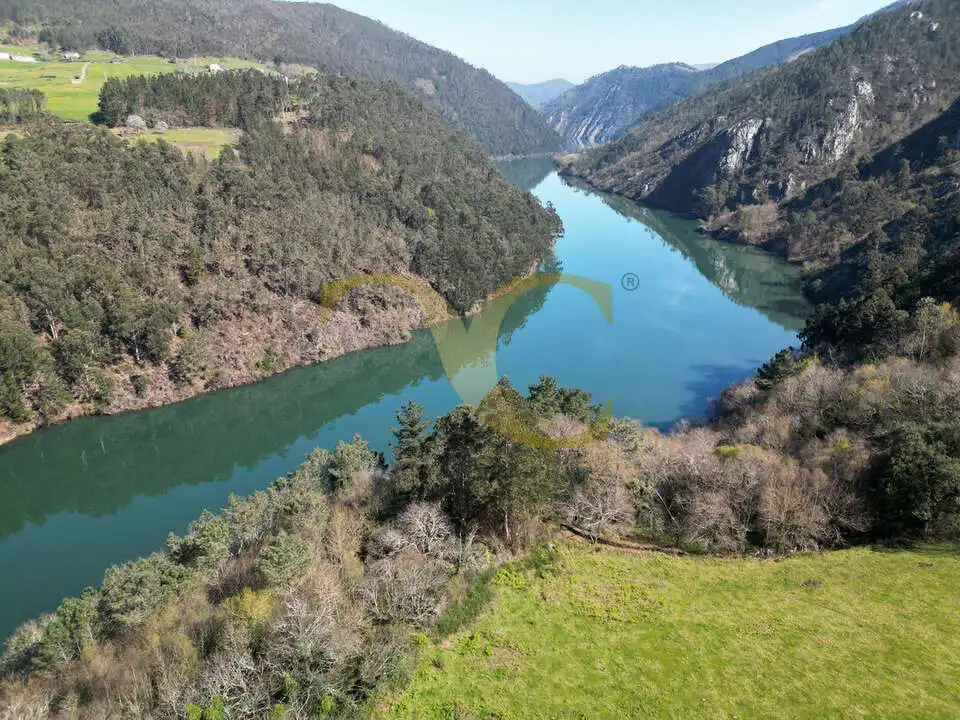 Casa o xalet en venda en Villayón amb Jardí privat