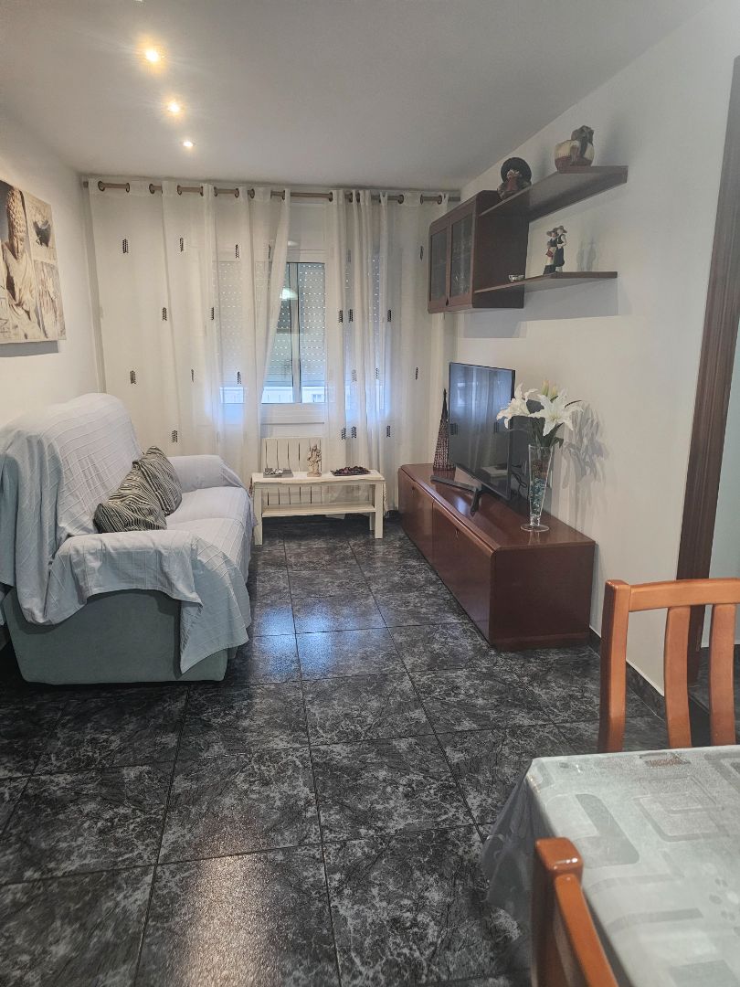 Living room of Flat to rent in Badalona  with Air Conditioner, Furnished and Oven