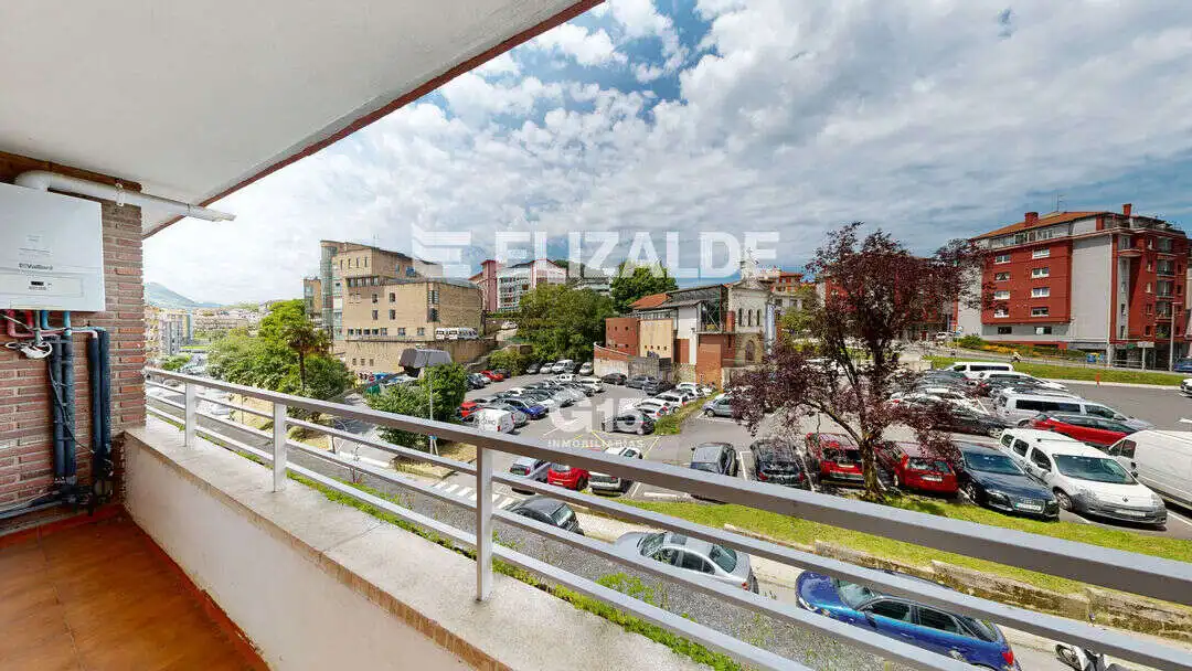 Vista exterior de Piso en venta en Hernani con Terraza, Trastero y Balcón