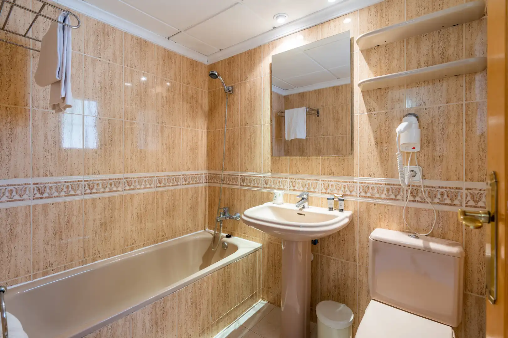 Maison mitoyenne avec piscine à vendre à Cometa, imagen 9