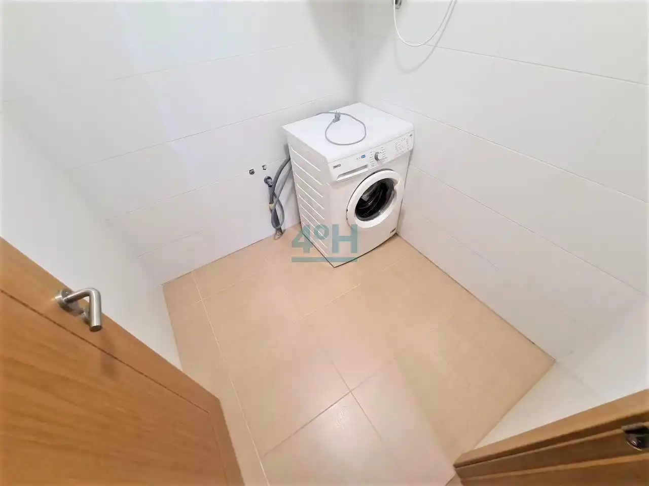 Estudi de lloguer en Ourense Capital  amb Calefacció i Parquet