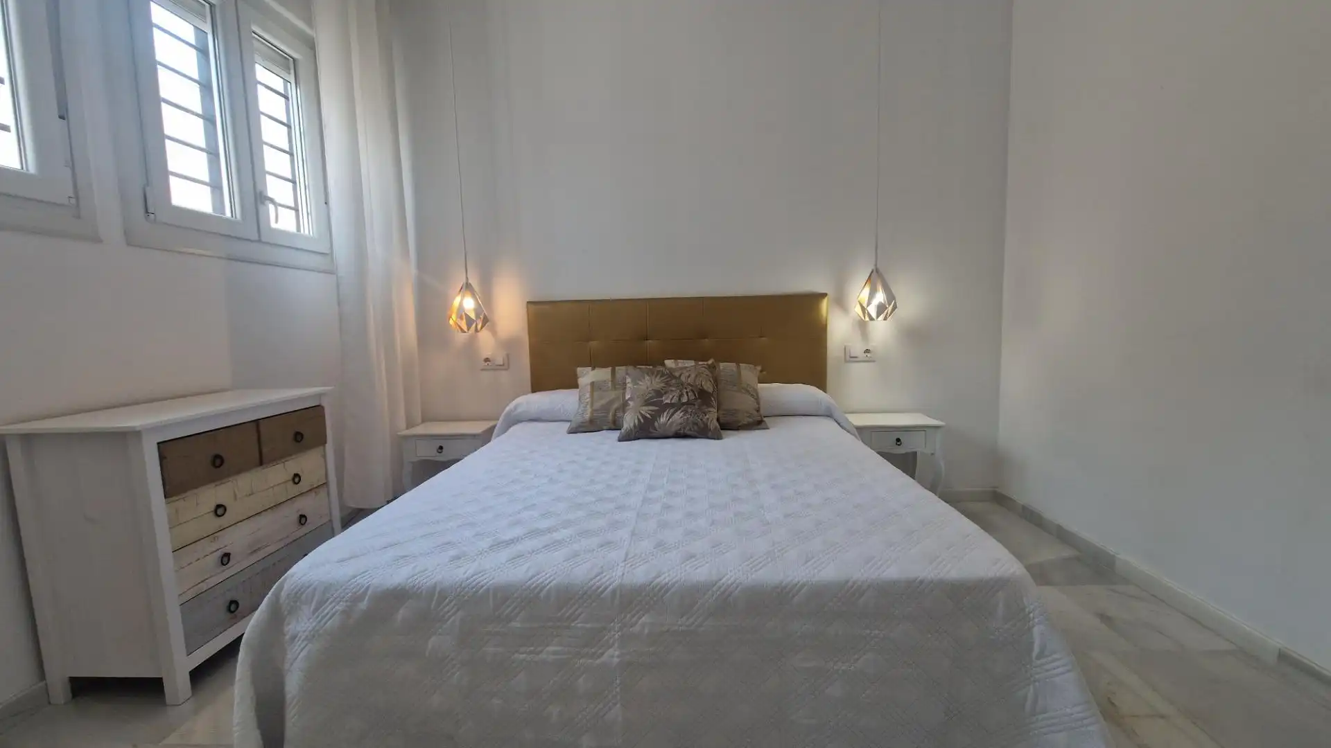 Schlafzimmer von Wohnung zur Miete in Jerez de la Frontera mit Klimaanlage und Möbliert