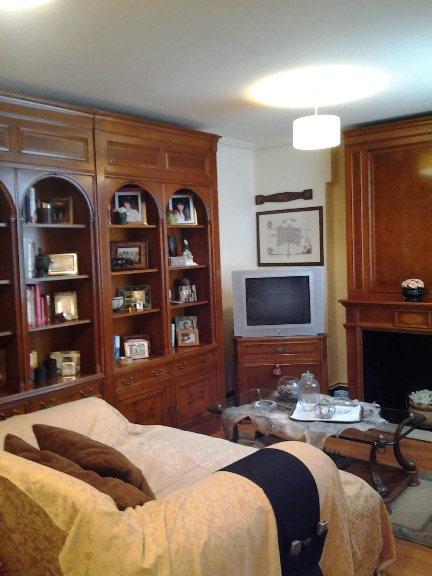 Sala d'estar de Pis en venda en Vitoria - Gasteiz amb Calefacció i Traster