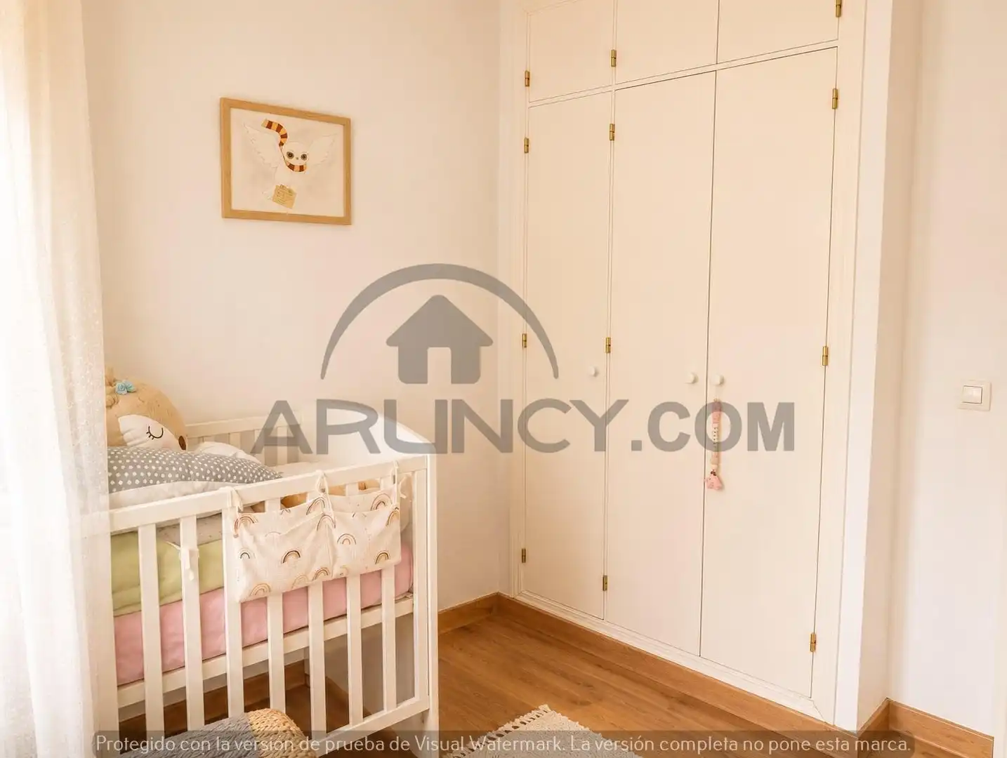 Habitación de Casa adosada en venta en Alcalá de Guadaira con Aire acondicionado, Calefacción y Jardín privado