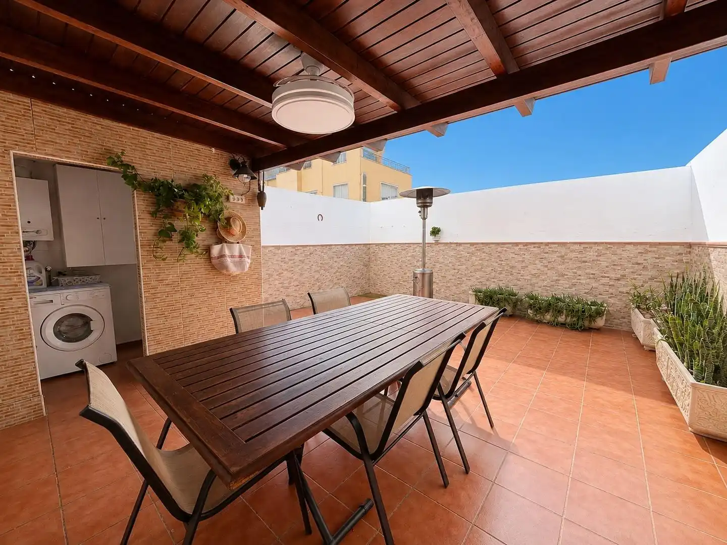 Terrassa de Casa adosada en venda en Huércal de Almería amb Aire condicionat i Calefacció