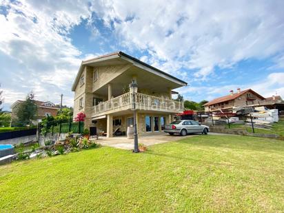 Außenansicht von Haus oder Chalet zum verkauf in Bárcena de Cicero mit Terrasse