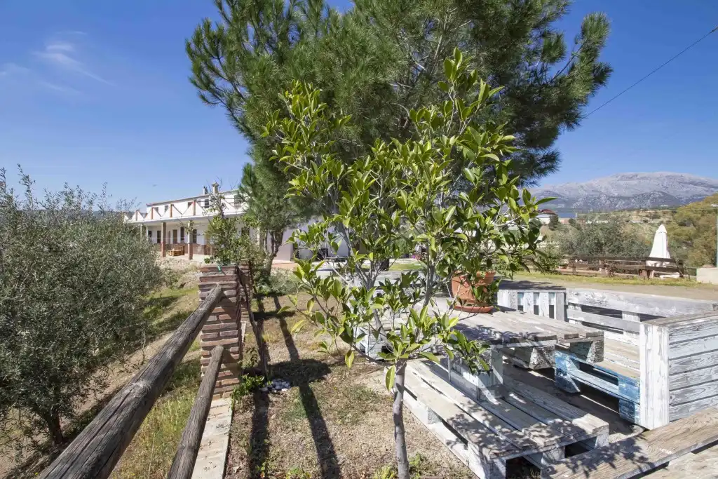 Casa rústica con piscina en venta en Riogordo, imagen 2