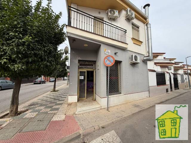 Local comercial en Venta en Calle San Vicente Paul en Andújar