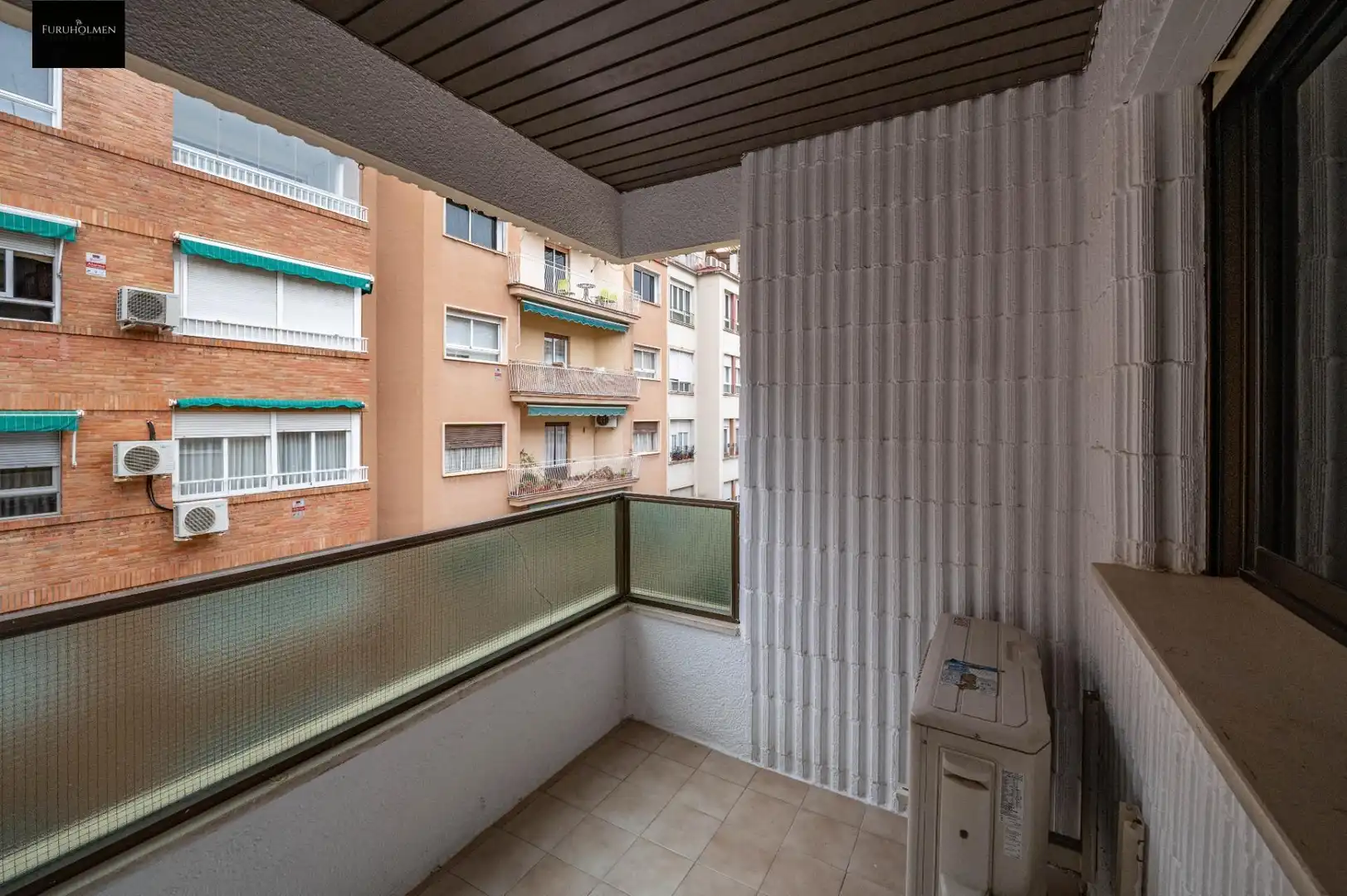 Pis amb ascensor en venda a Calle Manuel de Falla 4