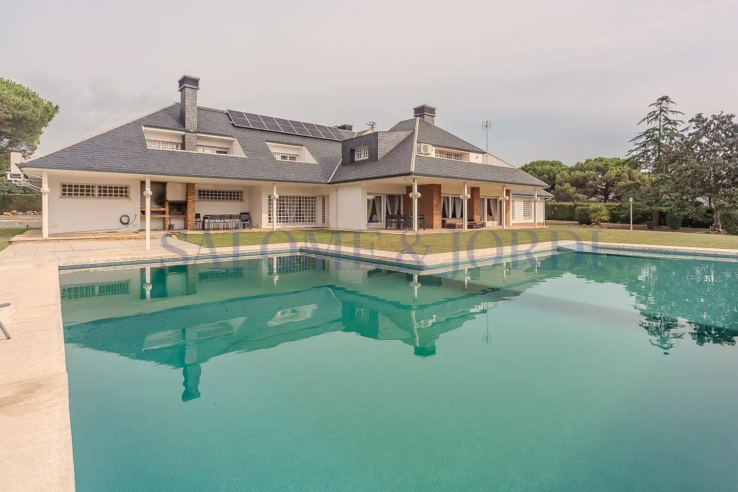 Piscina de Casa o xalet en venda en Cardedeu amb Aire condicionat, Calefacció i Jardí privat