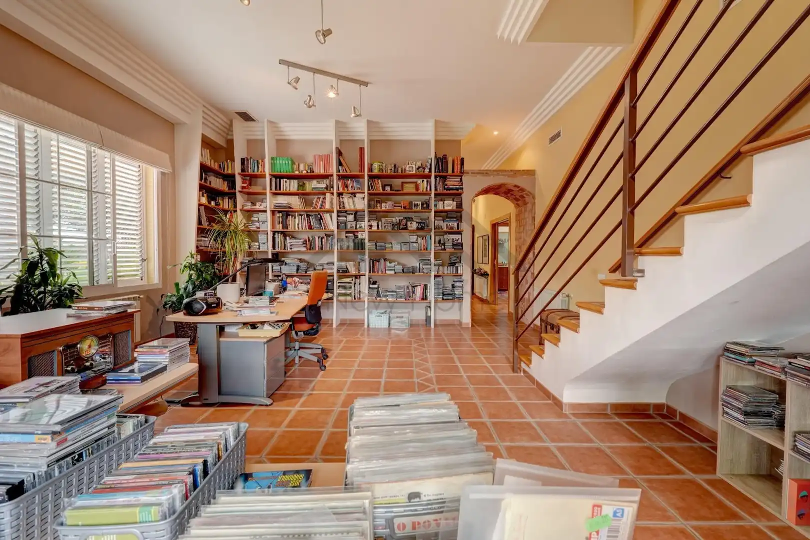 Houses for sale in La Pobla de Vallbona  with Heating, Private garden and Terrace