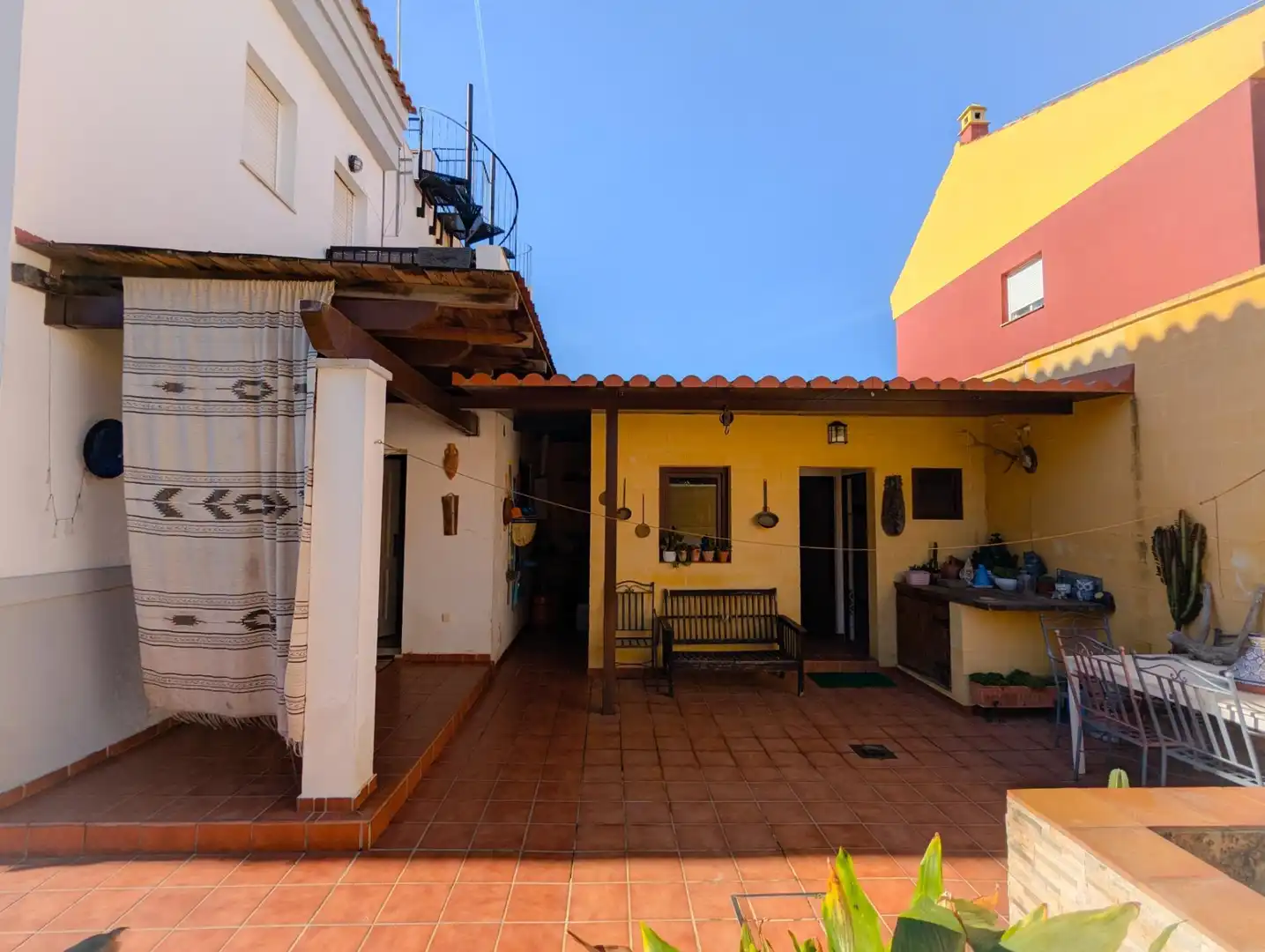 Einfamilien-Reihenhaus zum Verkauf in Sanlúcar la Mayor