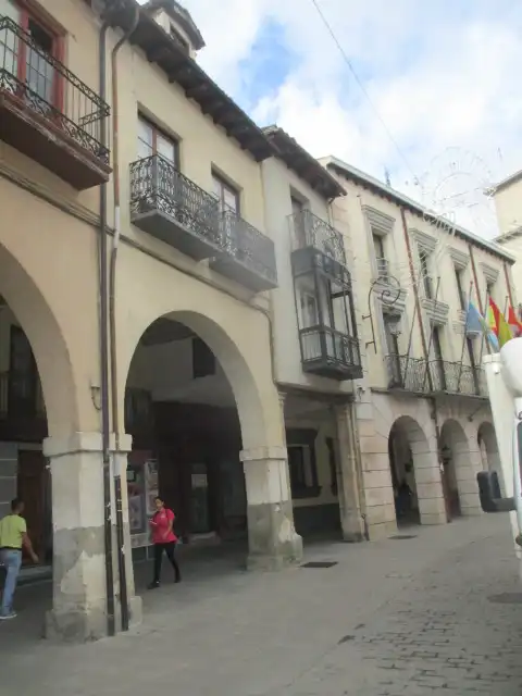 Außenansicht von Gebäude zum Verkauf in Aranda de Duero