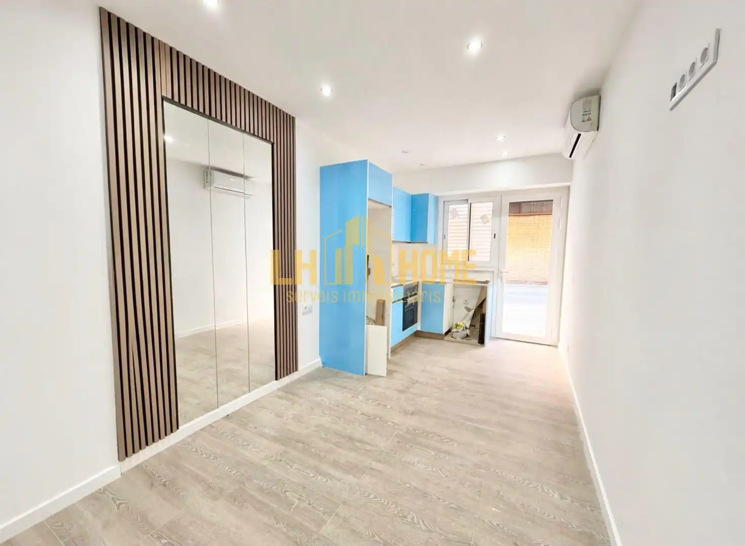 Dormitori de Loft en venda en Barcelona amb Aire condicionat i Parquet