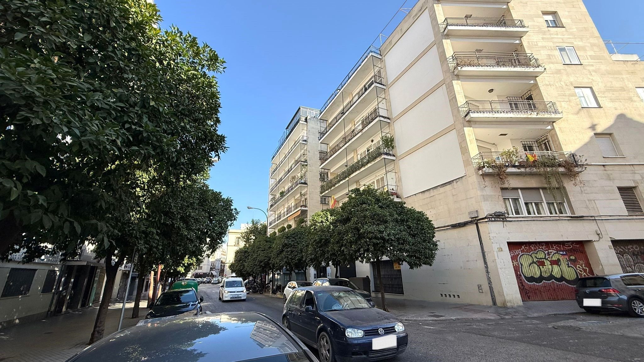 Vista exterior de Piso en venta en  Sevilla Capital con Terraza