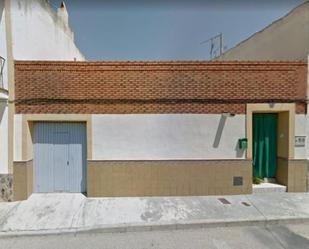 Exterior view of Single-family semi-detached for sale in Villatobas