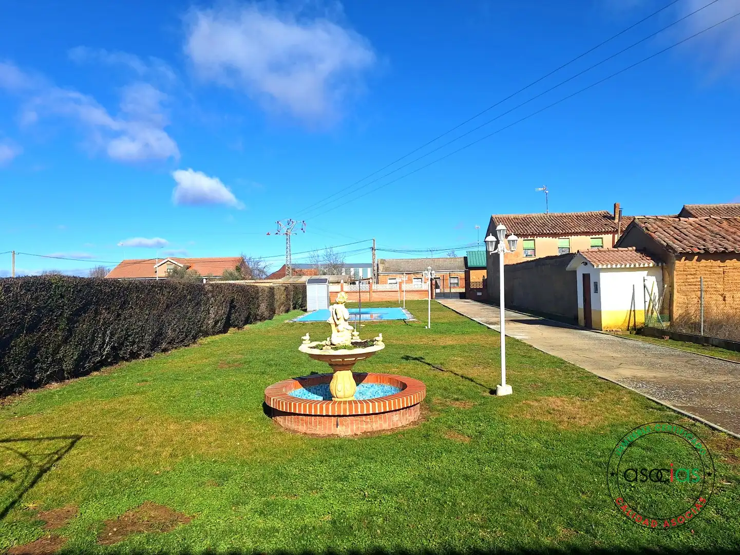 Vista exterior de Casa o chalet en venta en Sahagún con Calefacción y Jardín privado
