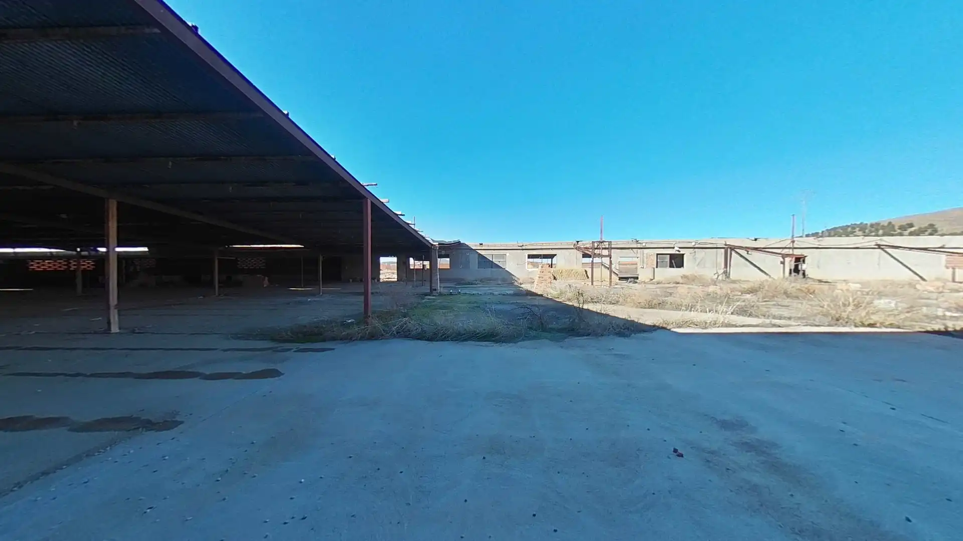 Fabrikhallen zum Verkauf in Torrenueva, Santa Cruz de Mudela