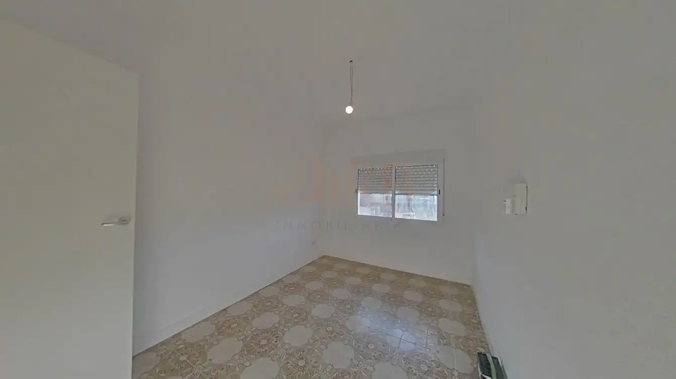Piso en venta en Viladecans con Balcón