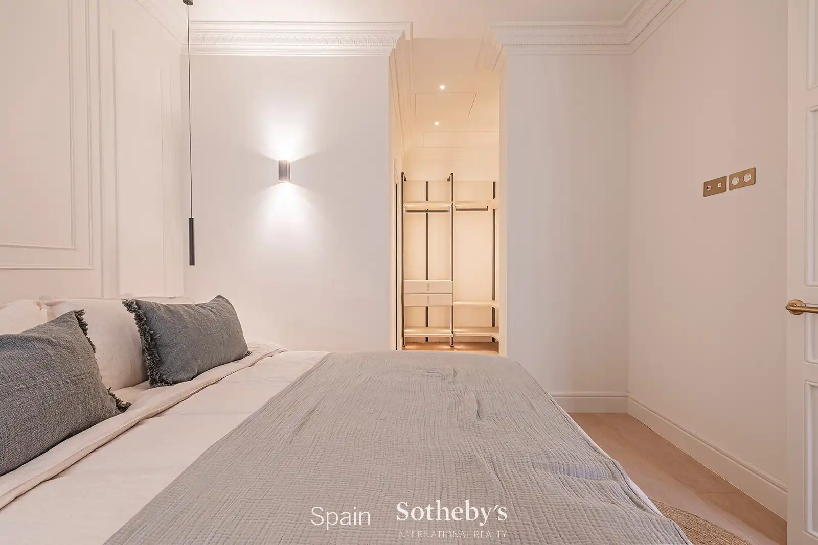 Apartament amb ascensor en venda a Gran Via de les Corts Catalanes, imagen 40