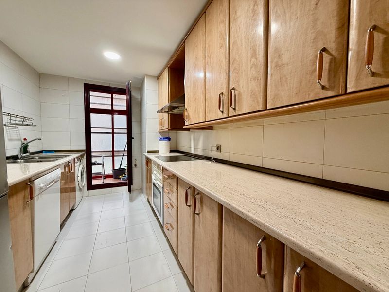 Kitchen of Flat for sale in  Madrid Capital  with Heating