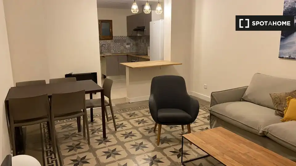 Piso con terraza en alquiler en Ciutat Vella, imagen 4