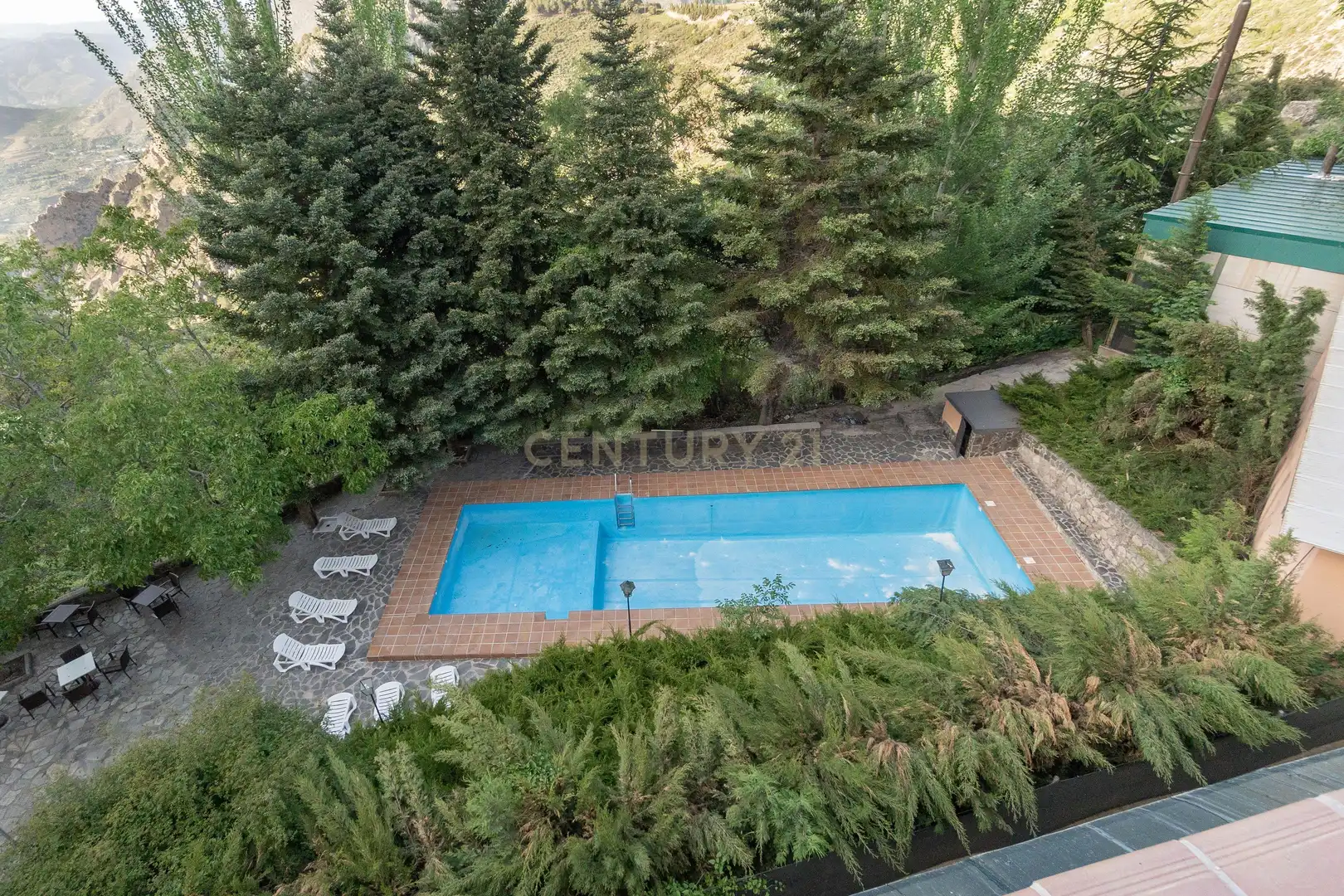 Schwimmbecken von Gebäude zum Verkauf in Sierra Nevada mit Gemeinschaftspool
