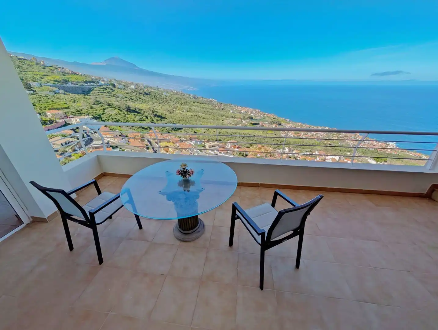 Detached house with garden for sale in El Sauzal
