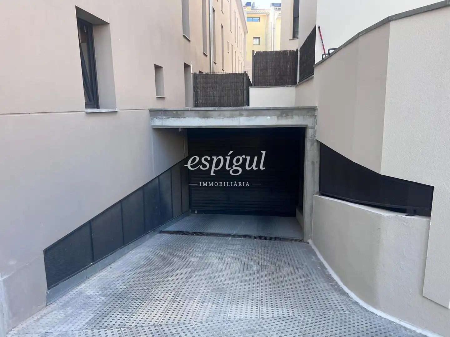Parkplatz von Garage zum Verkauf in Fornells de la Selva