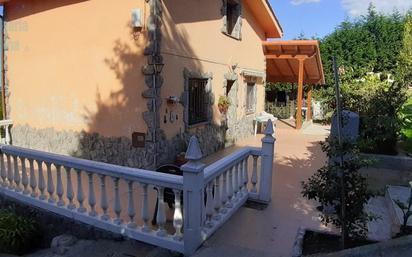 Exterior view of House or chalet for sale in Villaviciosa  with Terrace