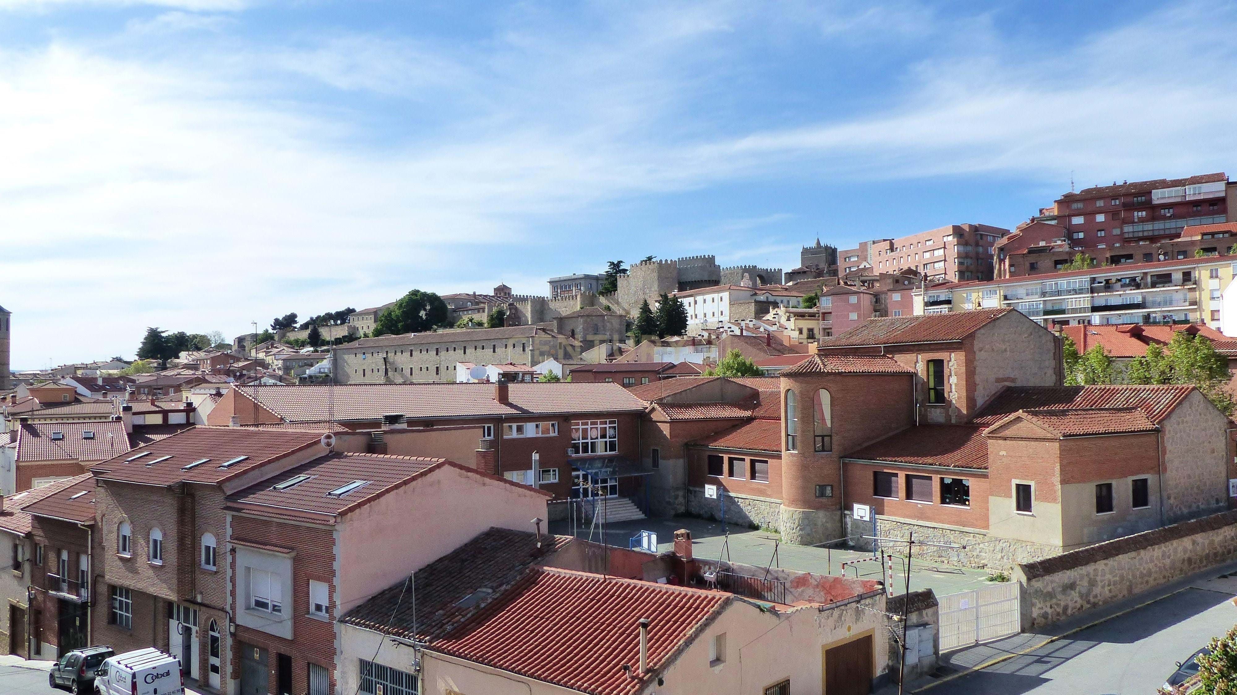 Vista exterior de Pis en venda en Ávila Capital amb Calefacció i Terrassa