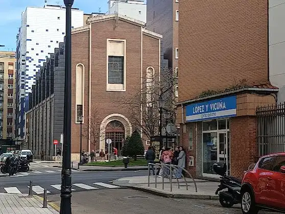 Local comercial en traspaso en LUCIANO CASTAÑÓN, imagen 2