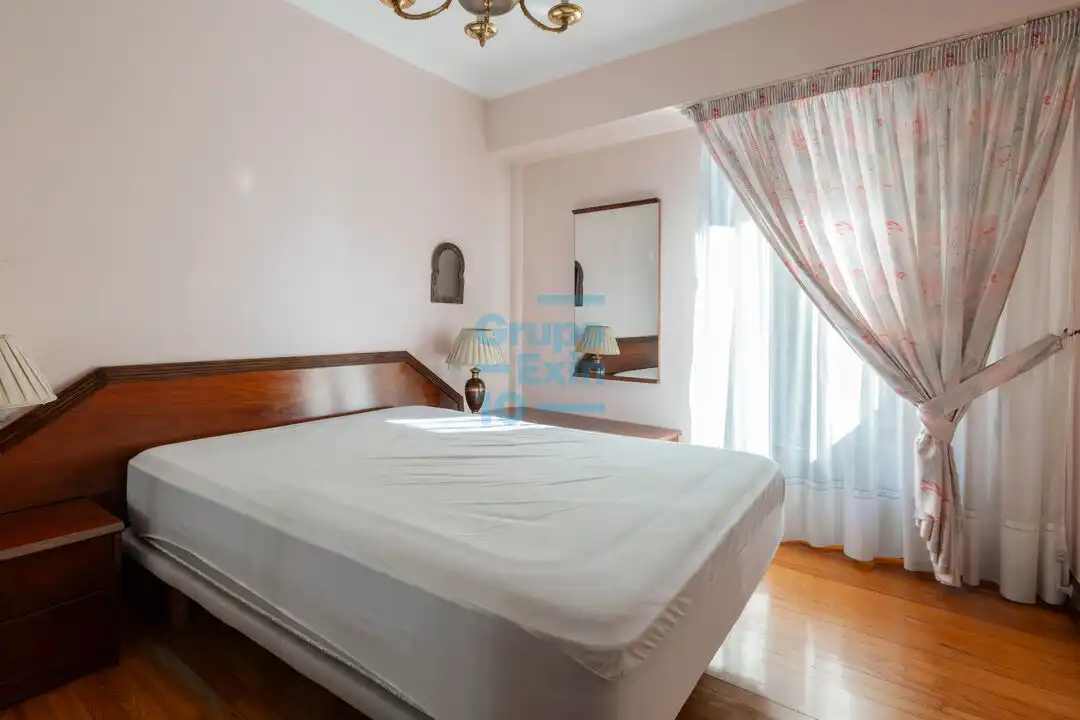 Habitación de Piso en venta en Donostia - San Sebastián  con Calefacción y Balcón
